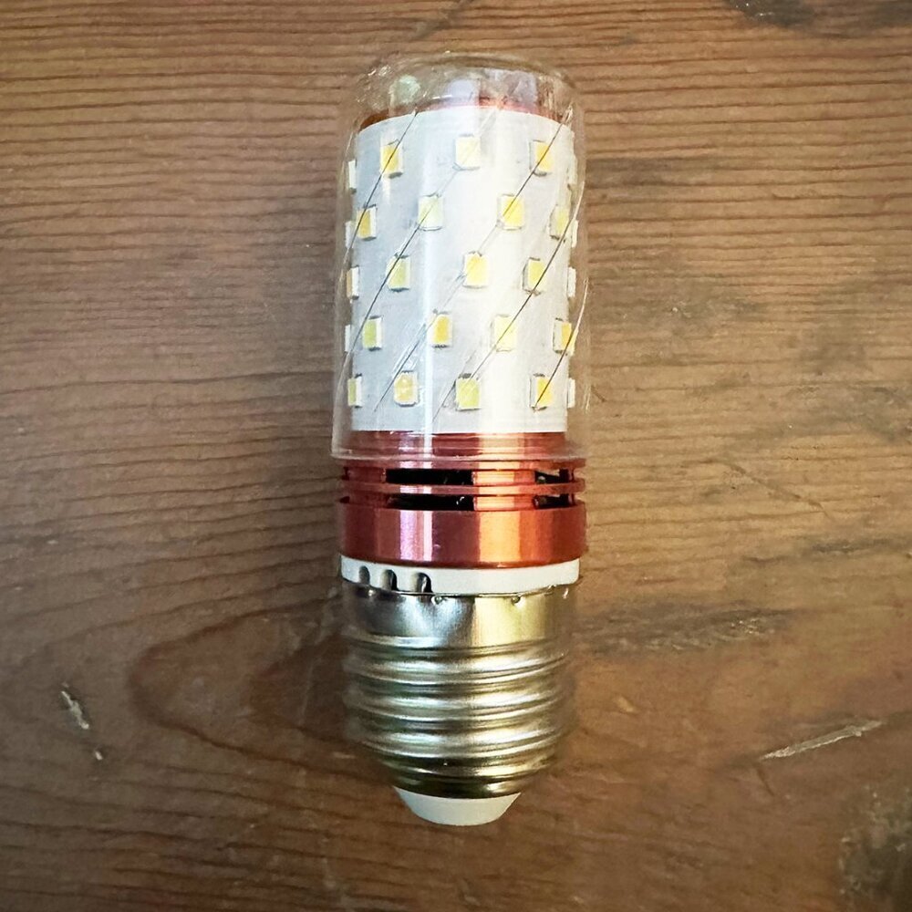 3 Pack LED Lightbulbs 12 Watts / 11-–230V NEW - Picture 1 of 4